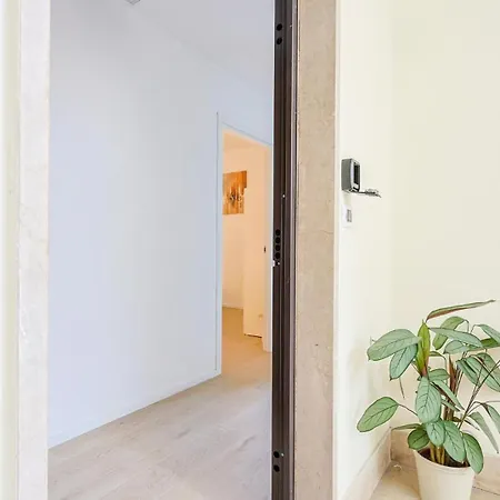 Eur By Rentbeat Apartament